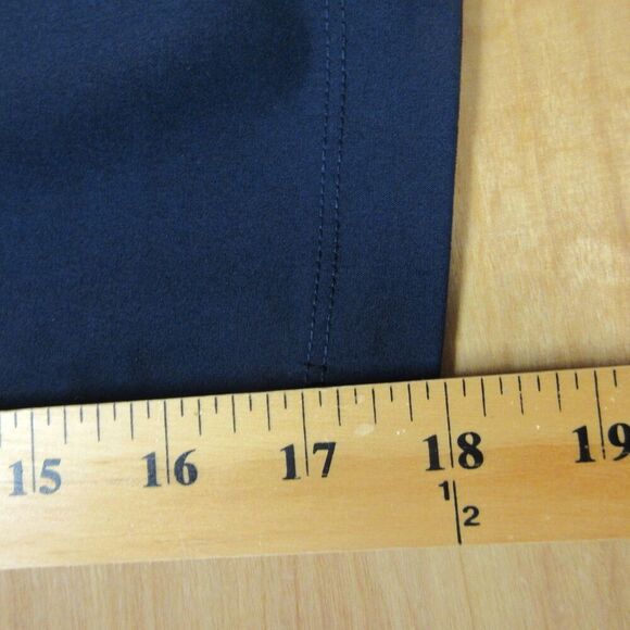 COLUMBIA Omni-Shade Omni-Shield Capri Pants Small Navy Blue Dark Nocturnal NWT - Picture 11 of 15